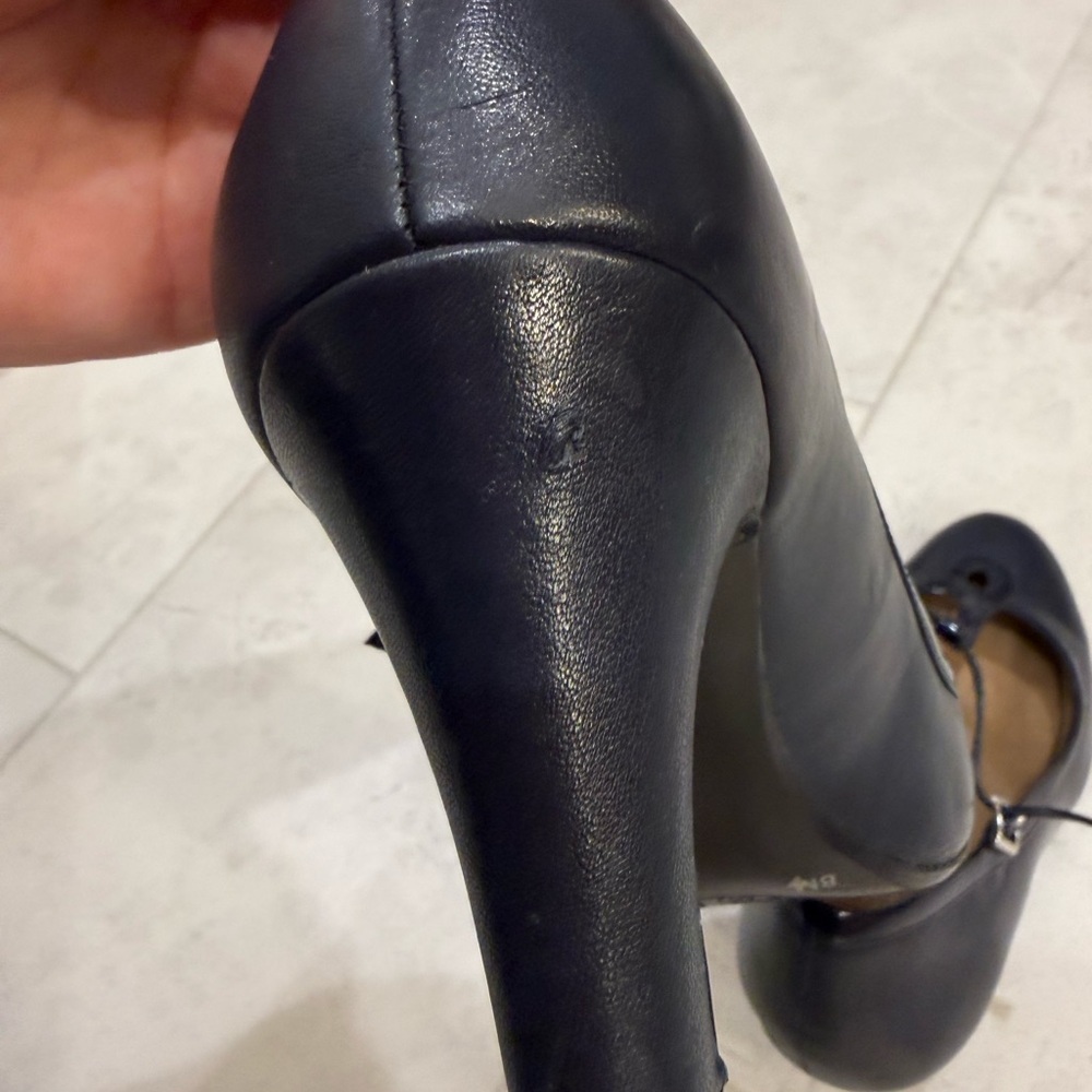 Giani Bernini Varinaa T-Strap Pumps - Picture 3 of 7